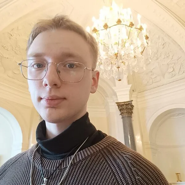 Денис
